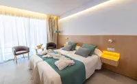 Gran Sagitario Hotels in Cala Blanca