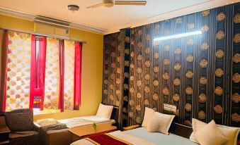Hotel Kirti Plaza - Housity