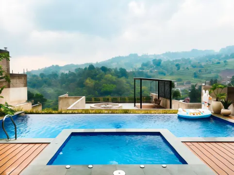 Villa Nayanika, Dago - by Hi Villas