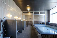 Wires Hotel Shinagawa Seaside
