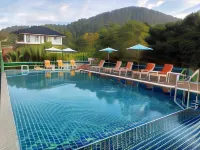 The Royal Bamboo Lodges