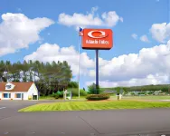 Econo Lodge Inn & Suites Hotels near Maurices