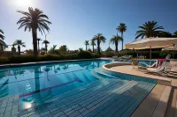 Valentino Resort - piscina