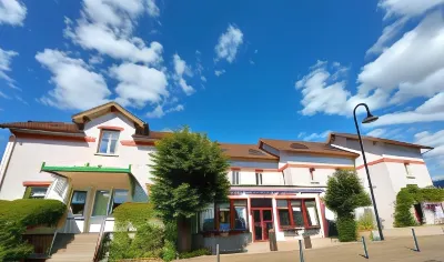 Logis Hotel des Lacs