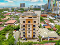 Main Hotel & Suites