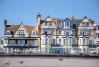 킹스우드 & 디보란 호텔