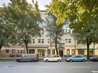 Servus Apartments by Homaris Hotels near Untersbergstraße underground station