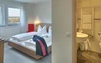 Landhotel Gasthof am Berg Hotels near Lidl