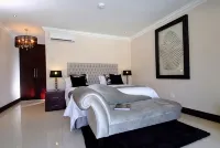 Sanchia Luxury Guest House - balcony