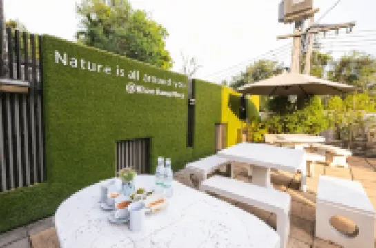 カオランプレイス