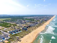 Cottage Close To Beach and abuts the Wright Brother Memorial