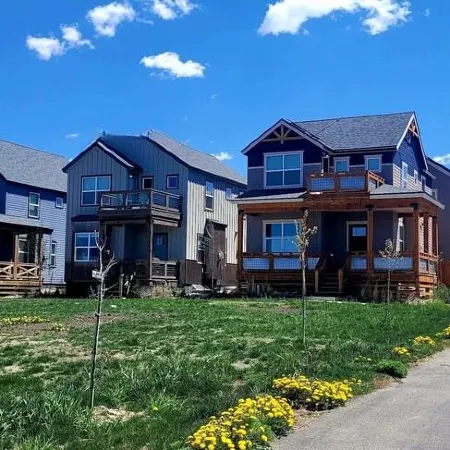 the Sunset House - modern comfort with spectacular views Отели в г. Ледвилл