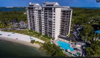 Beachfront 10th Floor Resort Condo -  Breathtaking views