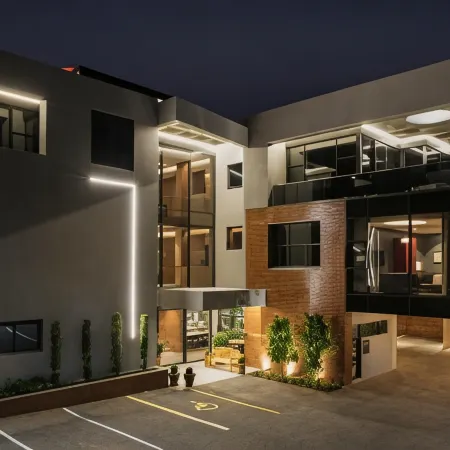 Home Suite Hotels Rosebank Отели рядом с достопримечательностью «Торговый центр Killarney»