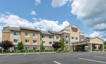 Fairfield Inn & Suites Slippery Rock