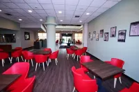 ศูนย์การประชุมและร้านอาหารมาเจสติกเฮาส์ - ที่มีบาร์