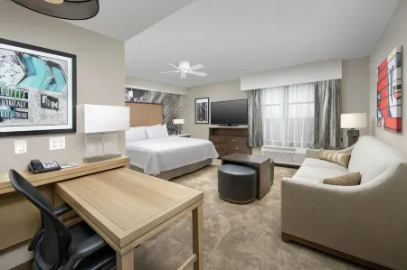 Homewood Suites by Hilton Austin Downtown Отели рядом с достопримечательностью «St. Mary's Cathedral»