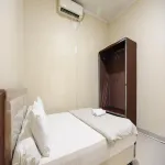 Srb Near Mall Ciputra CIbubur Mitra RedDoorz Hotels in Jatisampurna