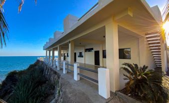 Paradise Surf Hotel
