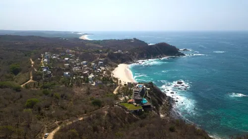 Double Bungalow with Partial Sea View, Full Kitchen