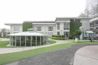 Windmill Upon Hills Premier Suites by QHome