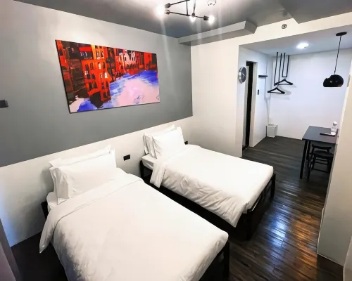 mySTAY Hotel BGC North Hotels near ميجا تريد هال