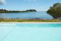 Emeraude Lodge - Strand