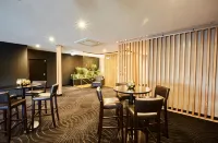 Mornington Hotel