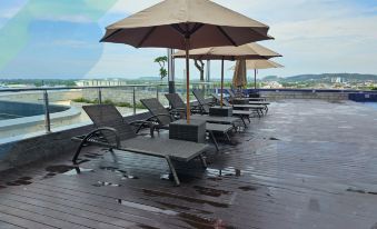 Harliv Studio A1-1022 Pool View @ Pollux Habibie
