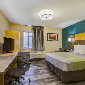 Studio 6 Lenexa, KS - Overland Park