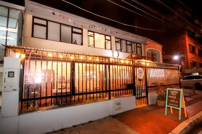 Urbana Hostel