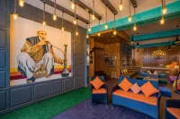 Zostel Srinagar Hotels in Nishat