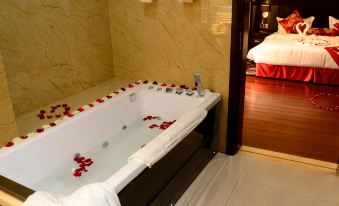 The White Rhino Hotel