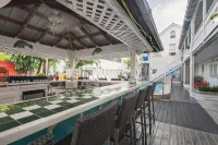 The Palms Hotel