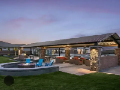 Cozy 1-Bedroom Getaway with 2 Comfy Beds – Perfect for Relaxation! Hotels in Avondale