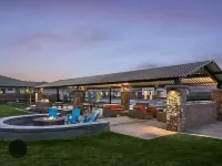 Cozy 1-Bedroom Getaway with 2 Comfy Beds – Perfect for Relaxation!