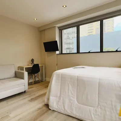 Apê Metrô Paulista Hotel dekat Stadion Pacaembu