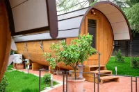 Rifugio DiVino - Dormire in una Botte - Esperienza unica di Glamping Hotel in zona A.S.D. Golf Club "RIETI" - Centro d'Italia