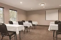 Country Inn & Suites by Radisson, Dunn, NC