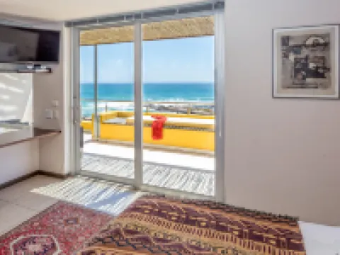 Crayfish Lodge Sea & Country Guest House Hotels in Gansbaai