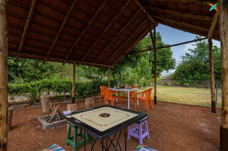 Zostel Homes Bhor (Near Pune) Отели в г. Varoti Kh.