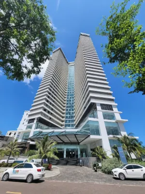 FLC Sea Tower Apartment Отели в г. 