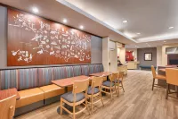 TownePlace Suites Elko - breakfast