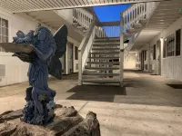 สตาร์เกเซอร์ อินน์แอนด์สวีทส์ โรงแรมในมอนเทอเรย์ เคาน์ตี