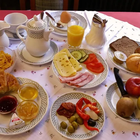 Hotel Hohenstauffen Отели рядом с достопримечательностью «Итцлинг»