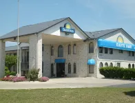 Days Inn by Wyndham San Antonio Hotels in Windcrest
