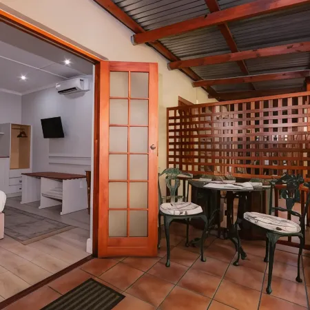 88 Baron van Reede Guesthouse