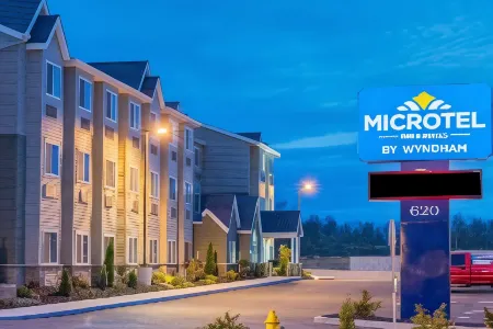 Microtel Inn & Suites by Wyndham Cadiz