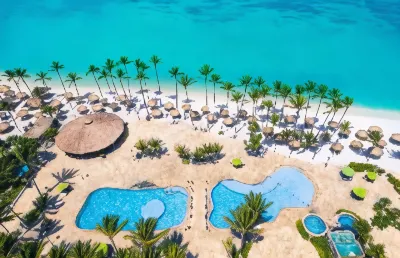 Holiday Inn Resort Aruba-Beach Resort & Casino Hotels near Palm Beach