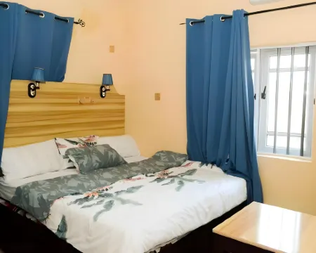 MTA Lounge and Leisures Hotels in Enugu